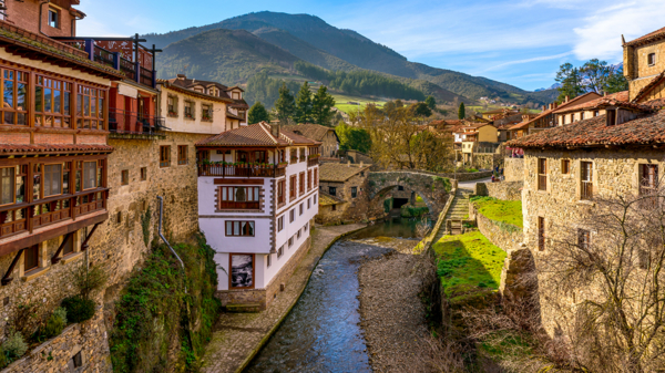Spanien Kantabrien Potes Gebirgsdorf iStock Rui Carvoeiras.jpg
